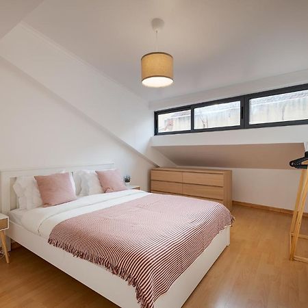Central Gem IV - Lisbon Trendy Santos District With Dedicated Workspace Buitenkant foto