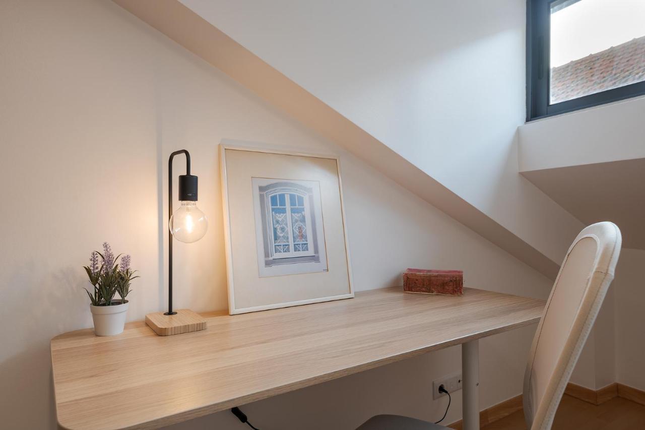 Central Gem IV - Lisbon Trendy Santos District With Dedicated Workspace Buitenkant foto