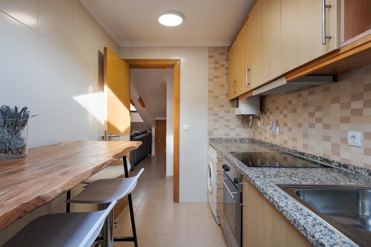 Central Gem IV - Lisbon Trendy Santos District With Dedicated Workspace Buitenkant foto