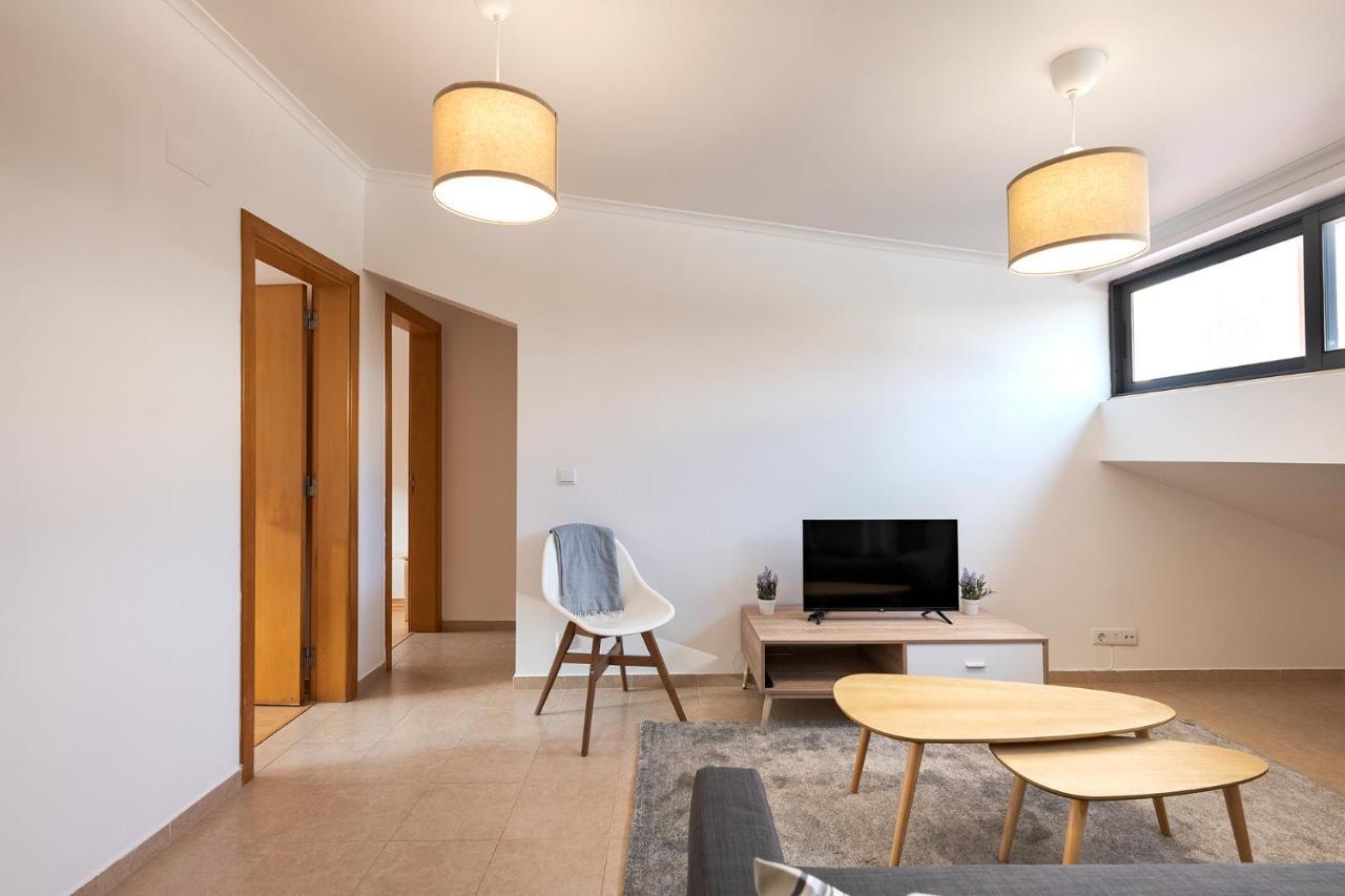 Central Gem IV - Lisbon Trendy Santos District With Dedicated Workspace Buitenkant foto